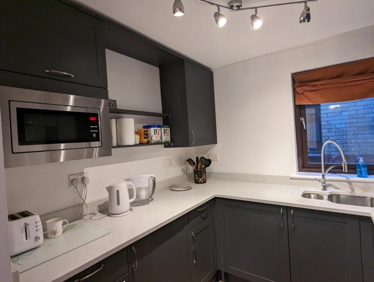 New Bright And Sunny Flat In Oxford City Centre Exterior foto